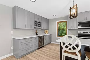 2731 Brackenwood Dr, Snellville, GA 30039 - Photo 12