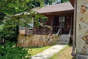 629 Woodsong Ln, Stone Mountain, GA 30087 - Photo 2