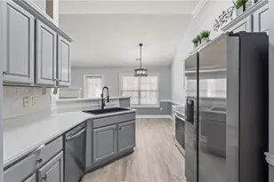 2168 Wildcat Cliffs Ln, Lawrenceville, GA 30043 - Photo 8