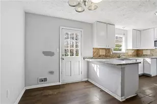 175 Wellington Dr, McDonough, GA 30252 - Photo 10