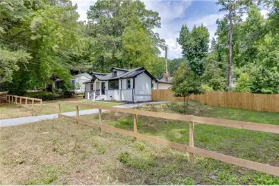 1423 Lynford Drive Street, Atlanta, GA 30310 - Photo 4
