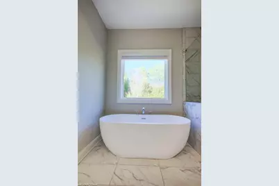 5048 Dinant Drive, Johns Creek, GA 30022 - Photo 28