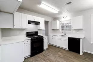 4835 Haymarket Trail, Decatur, GA 30035 - Photo 12