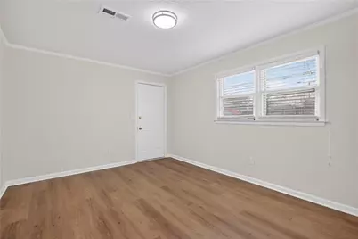 239 Andrea Circle NW, Lilburn, GA 30047 - Photo 32