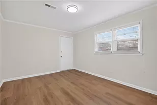 239 Andrea Cir NW, Lilburn, GA 30047 - Photo 32