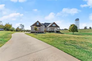 360 Clear View Ct, Clermont, GA 30527 - Photo 1