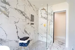 300 Saddle Creek Ln, Roswell, GA 30076 - Photo 14