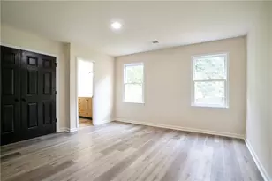 300 Saddle Creek Ln, Roswell, GA 30076 - Photo 18