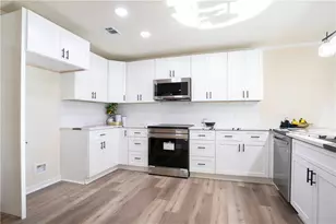 300 Saddle Creek Ln, Roswell, GA 30076 - Photo 24