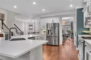 12825 Doe Dr, Alpharetta, GA 30004 - Photo 14