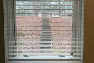 646 Garden Walk Dr, Stone Mountain, GA 30083 - Photo 6