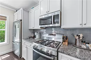 1325 Oakview Rd, Decatur, GA 30030 - Photo 16