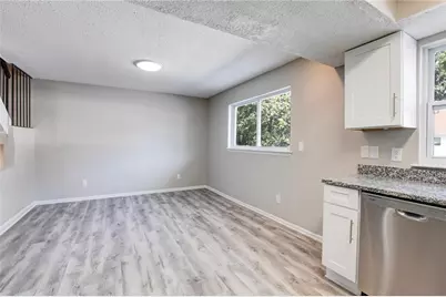 7325 Cardigan Circle, Atlanta, GA 30328 - Photo 10