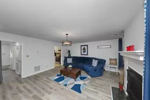 8053 Woodlake Dr, Riverdale, GA 30274 - Photo 14