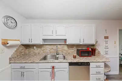 8053 Woodlake Drive, Riverdale, GA 30274 - Photo 10