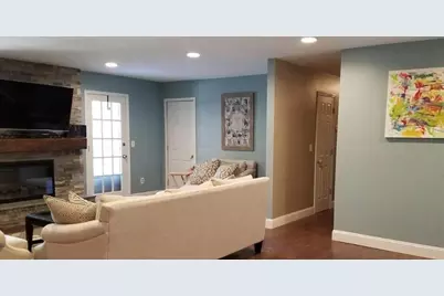 649 Crest Drive, Lawrenceville, GA 30046 - Photo 4