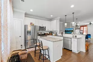 2415 Misty Hollow Pl, Atlanta, GA 30337 - Photo 8