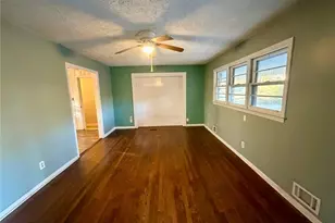 1756 Fairview Cir, Austell, GA 30106 - Photo 8