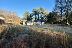 1756 Fairview Cir, Austell, GA 30106 - Photo 6