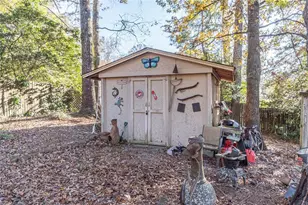 8704 Lake Dr, Snellville, GA 30039 - Photo 4