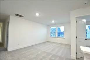 618 Caryle Trl Ln, Loganville, GA 30052 - Photo 12