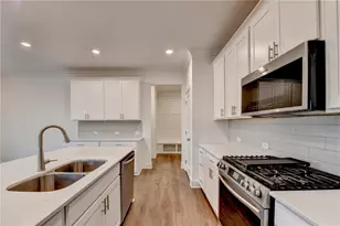 618 Caryle Trl Ln, Loganville, GA 30052 - Photo 24