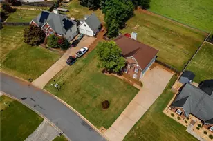 31 Churchill Downs NE NE, Cartersville, GA 30121 - Photo 1