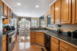 31 Churchill Downs NE NE, Cartersville, GA 30121 - Photo 12