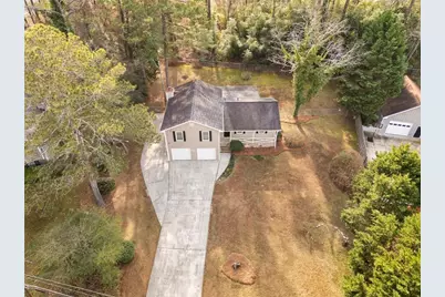 7562 Asbury Manor Drive, Lithonia, GA 30058 - Photo 32