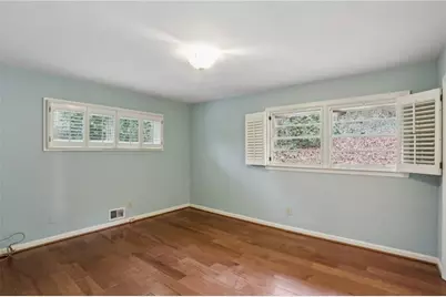 2556 Defoors Ferry Road NW, Atlanta, GA 30318 - Photo 16
