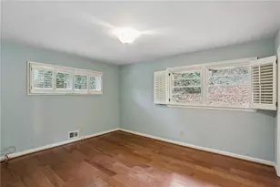 2556 Defoors Ferry Rd NW, Atlanta, GA 30318 - Photo 16