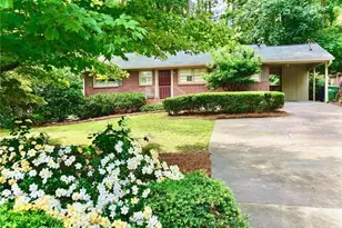 2556 Defoors Ferry Rd NW, Atlanta, GA 30318 - Photo 2