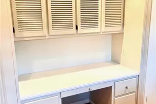 2556 Defoors Ferry Rd NW, Atlanta, GA 30318 - Photo 8