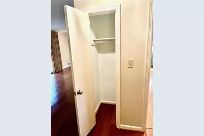 2556 Defoors Ferry Road NW, Atlanta, GA 30318 - Photo 20