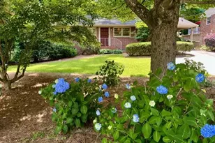 2556 Defoors Ferry Rd NW, Atlanta, GA 30318 - Photo 26