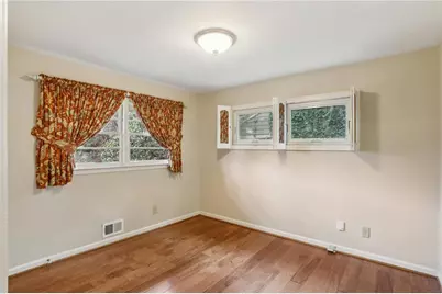2556 Defoors Ferry Road NW, Atlanta, GA 30318 - Photo 18