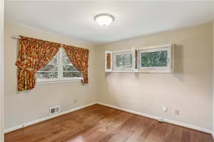 2556 Defoors Ferry Rd NW, Atlanta, GA 30318 - Photo 16