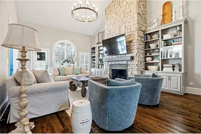 215 Woodchase Close NE, Atlanta, GA 30319 - Photo 6