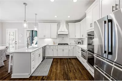 215 Woodchase Close NE, Atlanta, GA 30319 - Photo 14