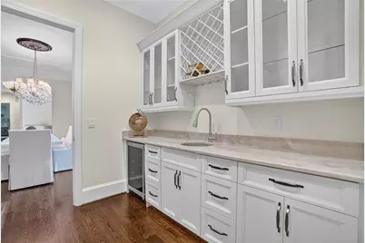 3620 Cloudland Drive NW, Atlanta, GA 30327 - Photo 10