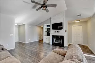 1318 Cascade View Dr, Grayson, GA 30017 - Photo 8