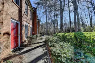 3492 Tulip Tree Ln, Duluth, GA 30096 - Photo 2