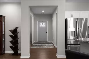 2117 Treehaven Ct, Decatur, GA 30035 - Photo 2