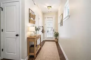 4217 Alden Park Dr, Decatur, GA 30035 - Photo 2