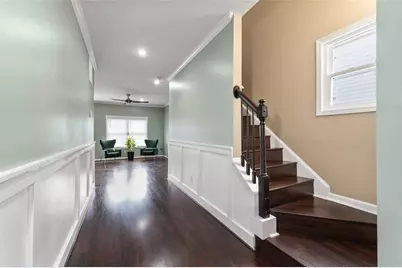 589 Whitaker Street NW, Atlanta, GA 30318 - Photo 6