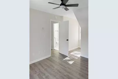 5343 Ridgemere Court, Stone Mountain, GA 30083 - Photo 18