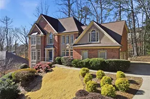 2130 Azalea Dr, Roswell, GA 30075 - Photo 2