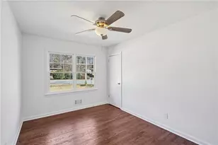 2198 Lower Roswell Rd, Marietta, GA 30068 - Photo 16