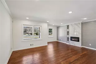 2198 Lower Roswell Rd, Marietta, GA 30068 - Photo 2