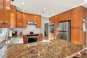 911 Brookmont Dr S W, Marietta, GA 30064 - Photo 10